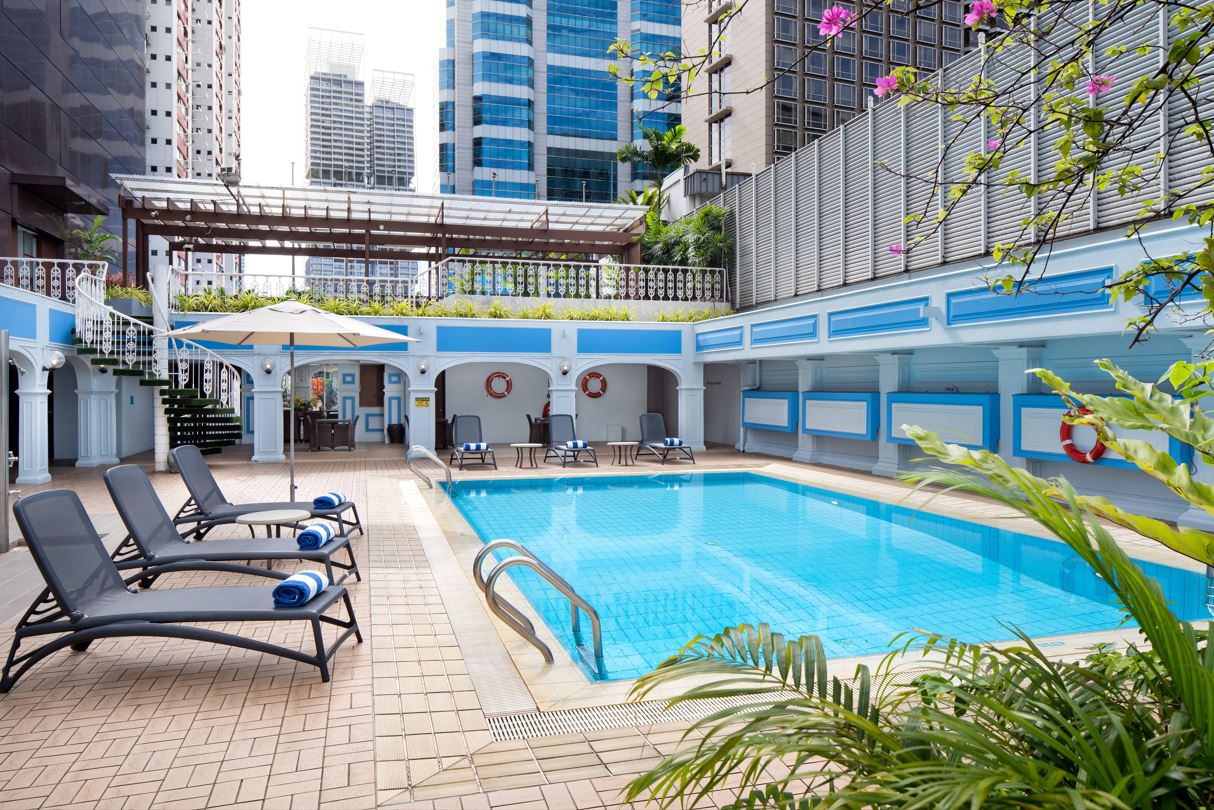 Hotel Grand Pacific Swimming Pool